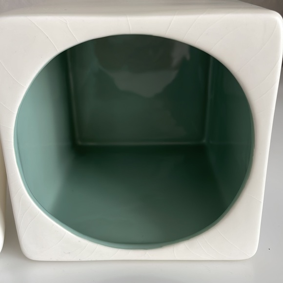 THRESHOLD China All White Square Jar With Cardinal Lid - Picture 7 of 15